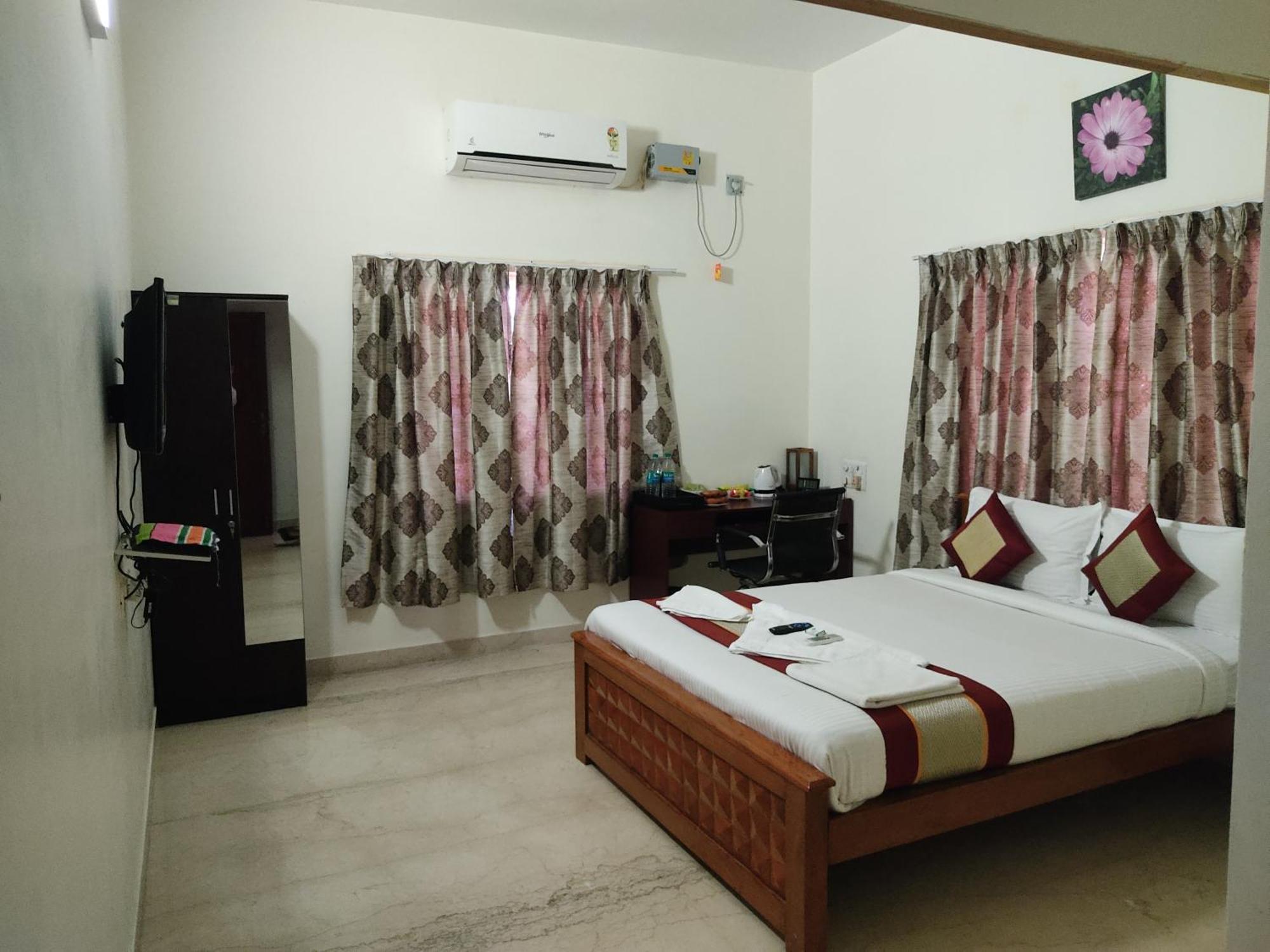 צ'נאי Iris Comfort Inn מראה חיצוני תמונה