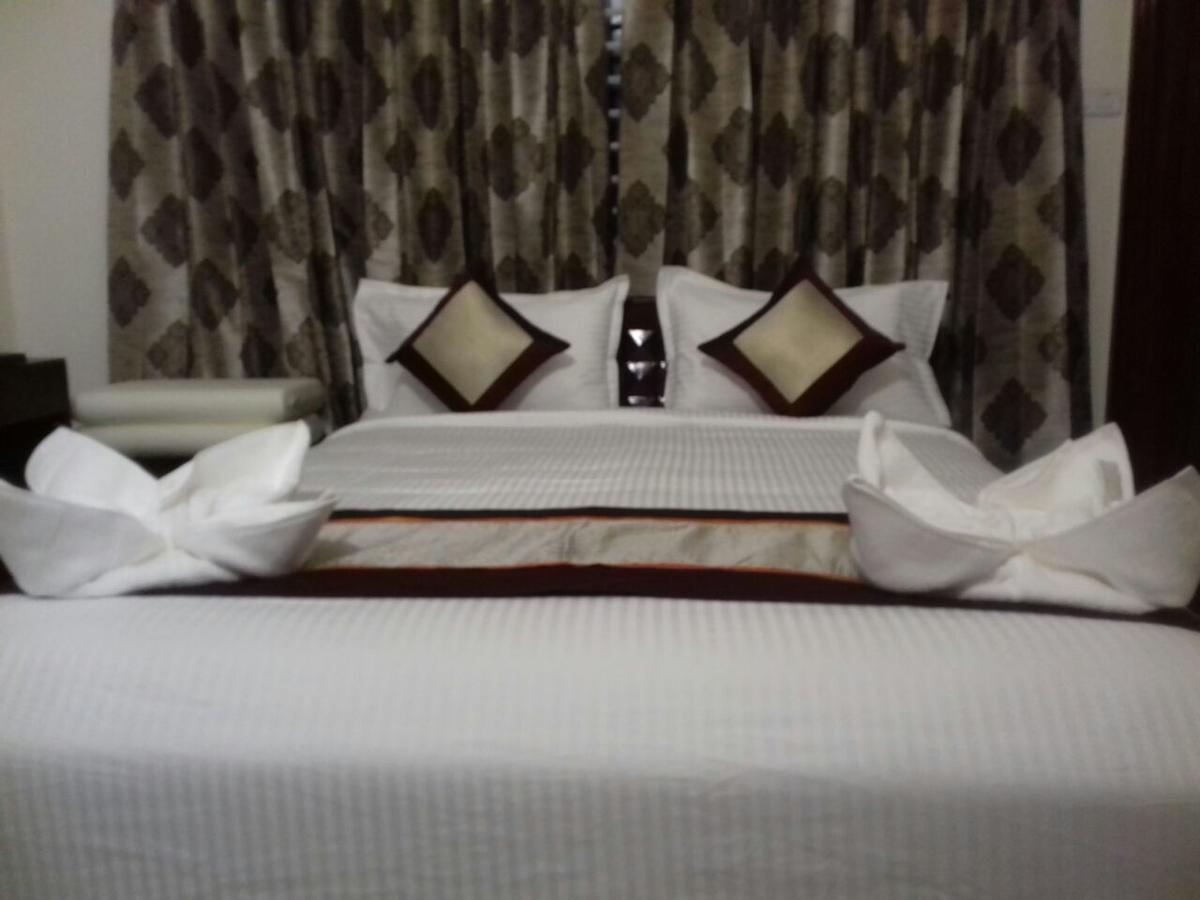 צ'נאי Iris Comfort Inn מראה חיצוני תמונה