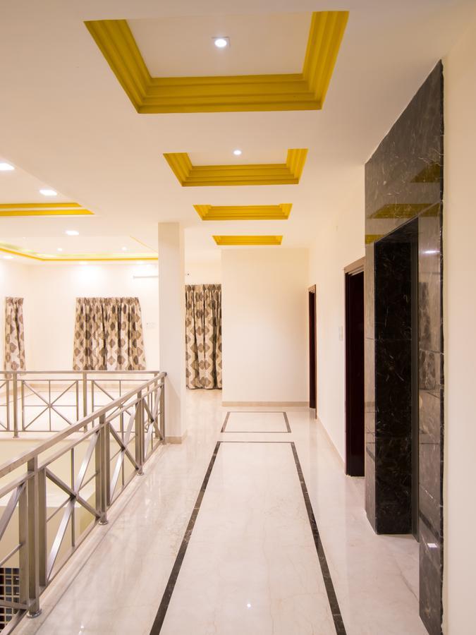 צ'נאי Iris Comfort Inn מראה חיצוני תמונה