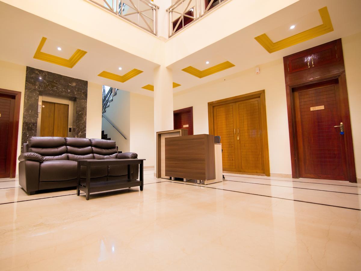 צ'נאי Iris Comfort Inn מראה חיצוני תמונה